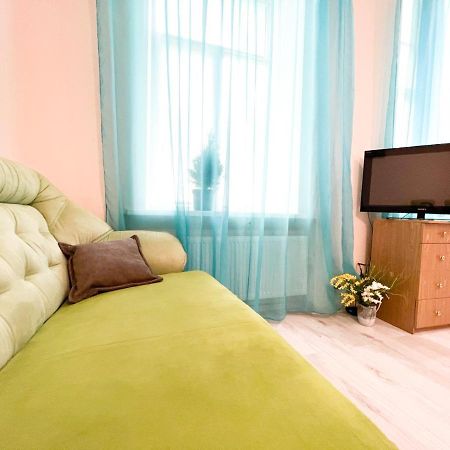 Apartamenty Na Kreszczatike เคียฟ ภายนอก รูปภาพ